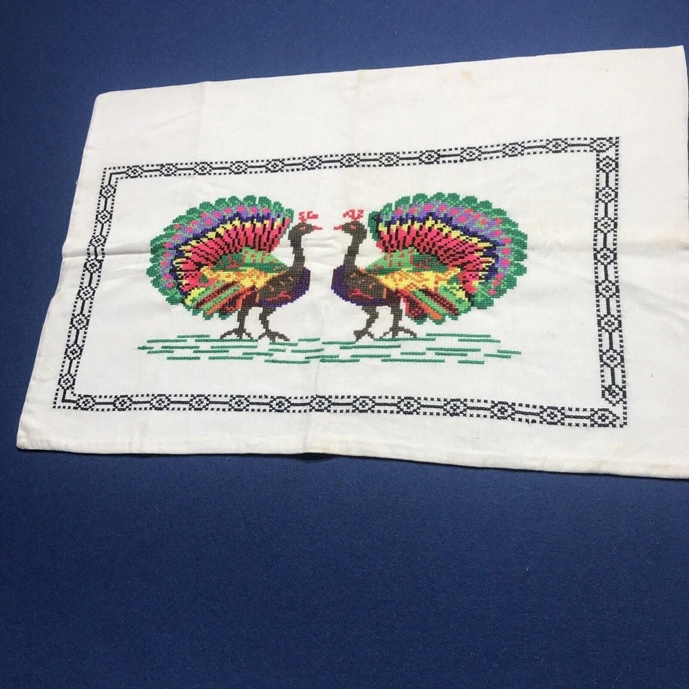 1 Embroidered Peacock Ukrainian Folk Pillow‎ Case Handmade 26